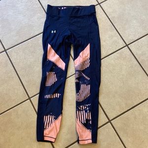 Navy blue UA leggings